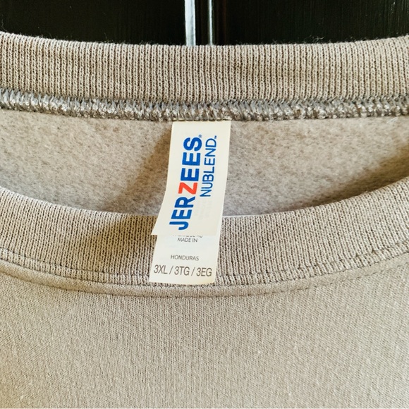 Jerzees 'Spooky is my Aesthetic' Oversized Crewneck Sweatshirt | 2XL | NWOT - Picture 4 of 4